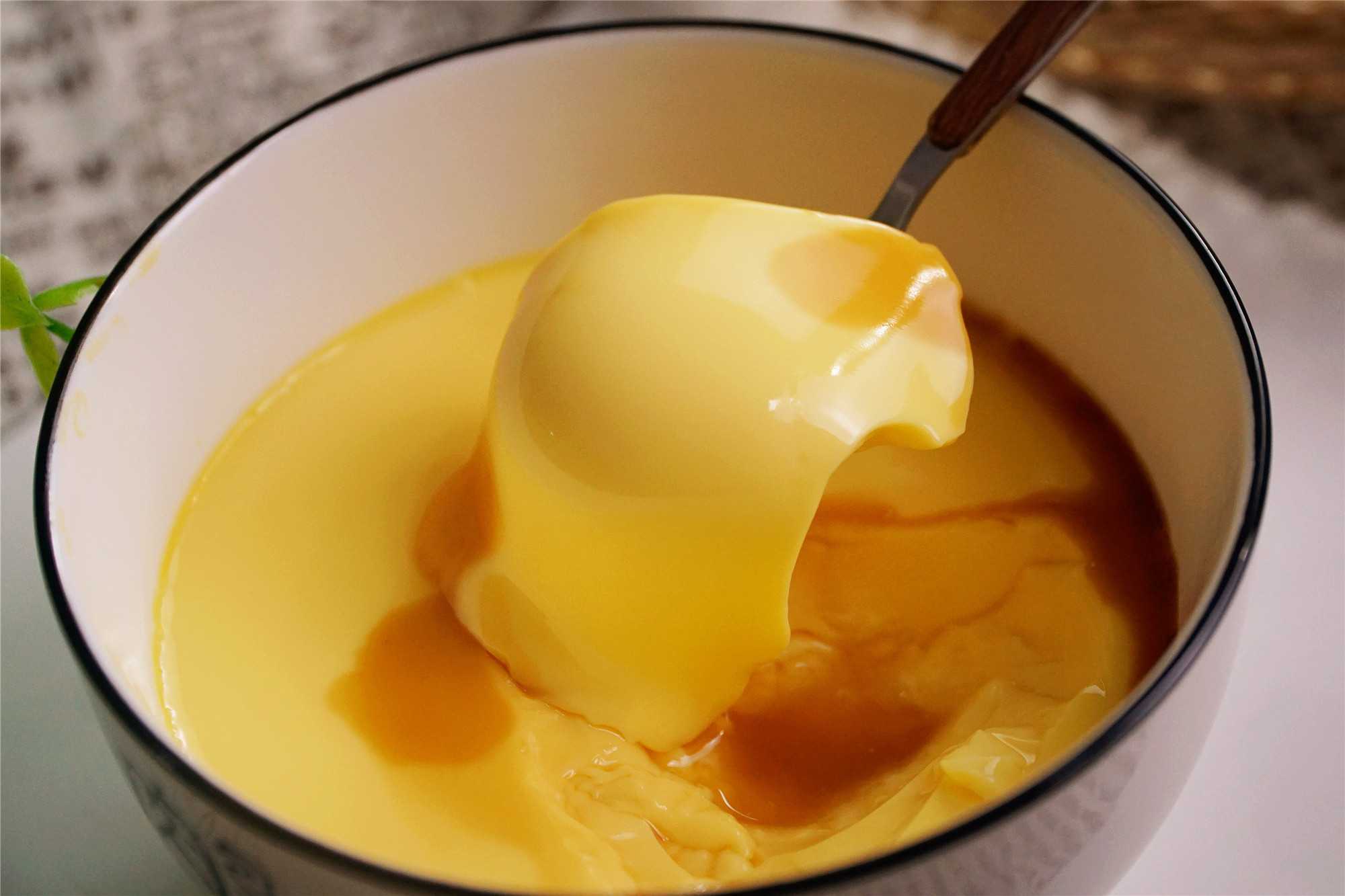 食品工業(yè)新寵：無氣泡雞蛋羹灌裝機(jī)，效率與品質(zhì)的雙重保障！