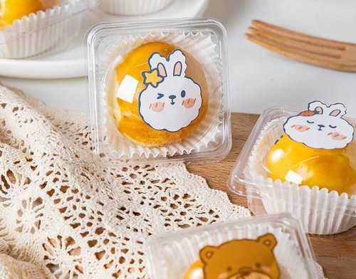 全自動(dòng)蛋黃酥盒裝月餅托盤泡殼封口機(jī)：傳承經(jīng)典，創(chuàng)新包裝