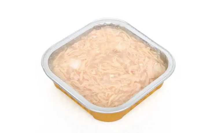 揭秘貓罐頭的包裝流程：<span style=